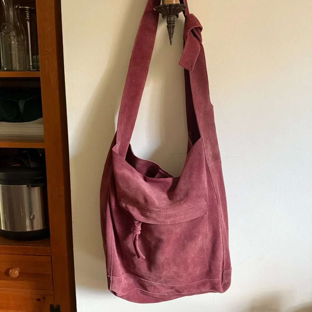 NWOT FREE PEOPLE Dusty Rose Slouchy Shoulder Bag - Picture 3 of 13